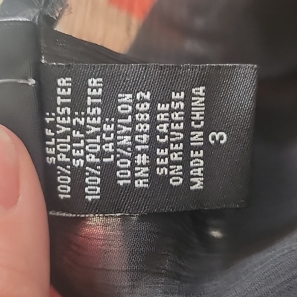 NWT Torrid Babydoll Crinkle Chiffon Lace Trim Top Sz 3, 22/24, 3X - Picture 9 of 10